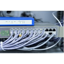 PoE для бизнеса: свобода подключения и экономия ресурсов PoE для бизнеса: свобода подключения и экономия ресурсов